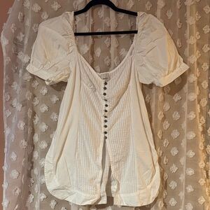 Maeve White Button-Front Puff Sleeve Blouse